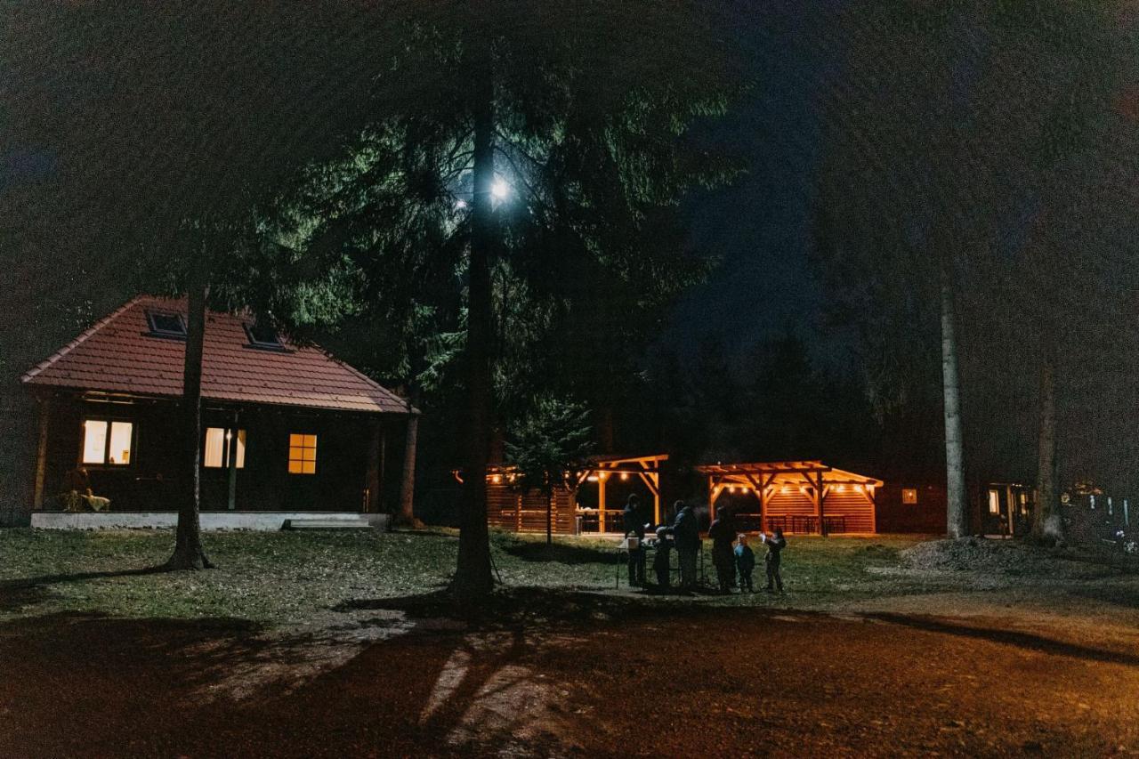 ביילה טושנד Tusnad Camping מראה חיצוני תמונה